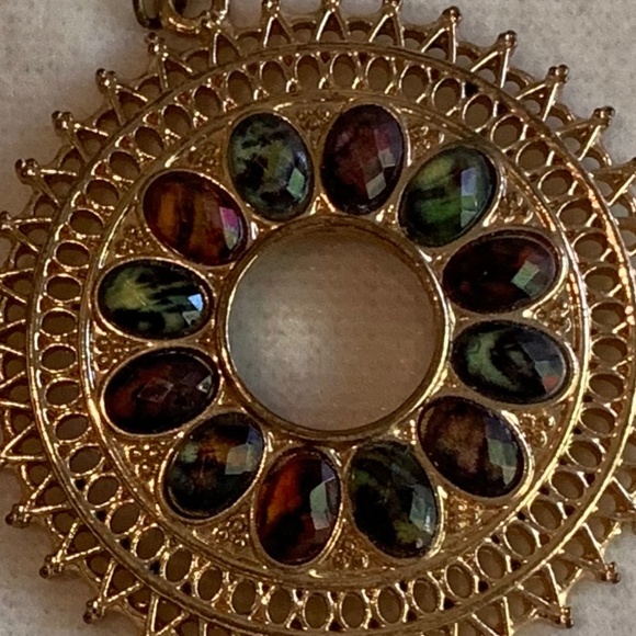 Vintage Medallion Earrings - Picture 2 of 6